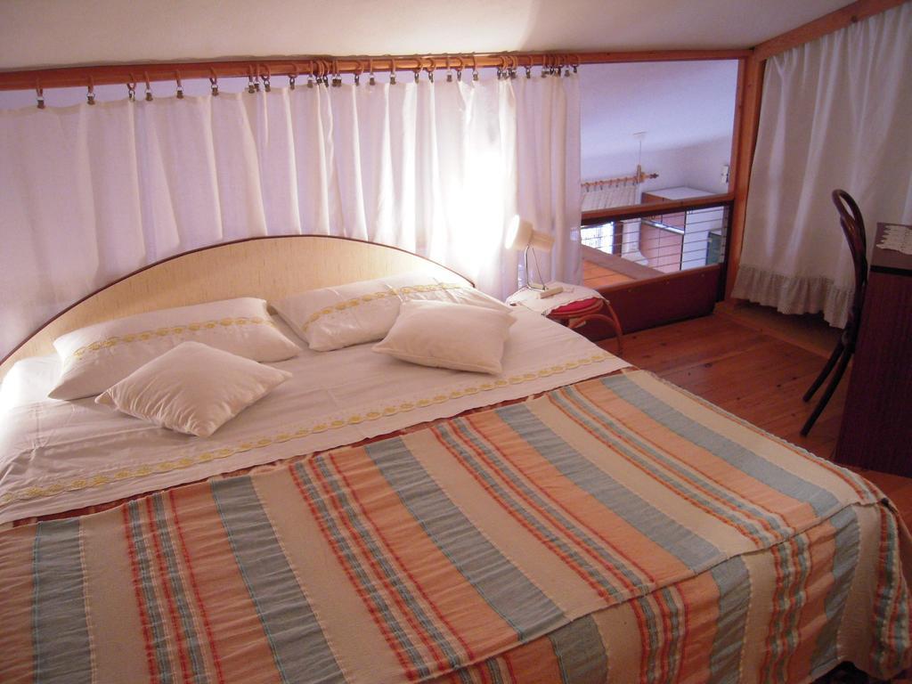 Apartments Ljuba I Mare 马林斯卡 外观 照片